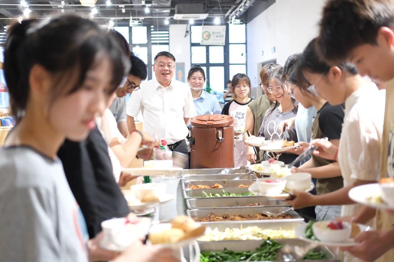 第六期书记晚餐会3.jpg