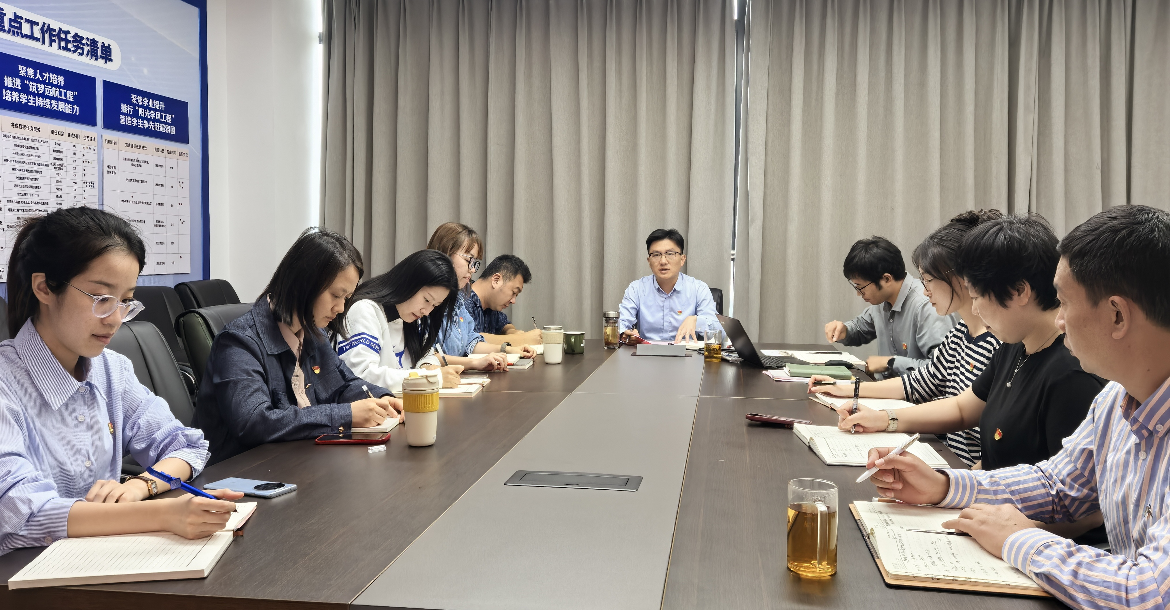党日活动现场0.jpg